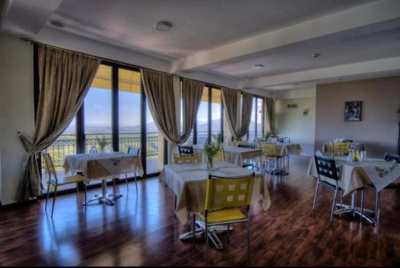Hotel Isaraiko Spiti Agia Theodora Íszarisz Kültér fotó